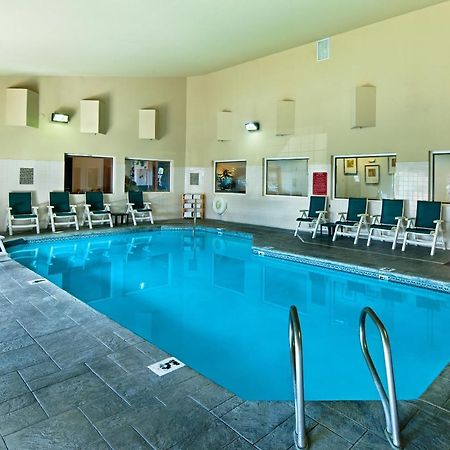 Oxford Suites Hermiston Extérieur photo