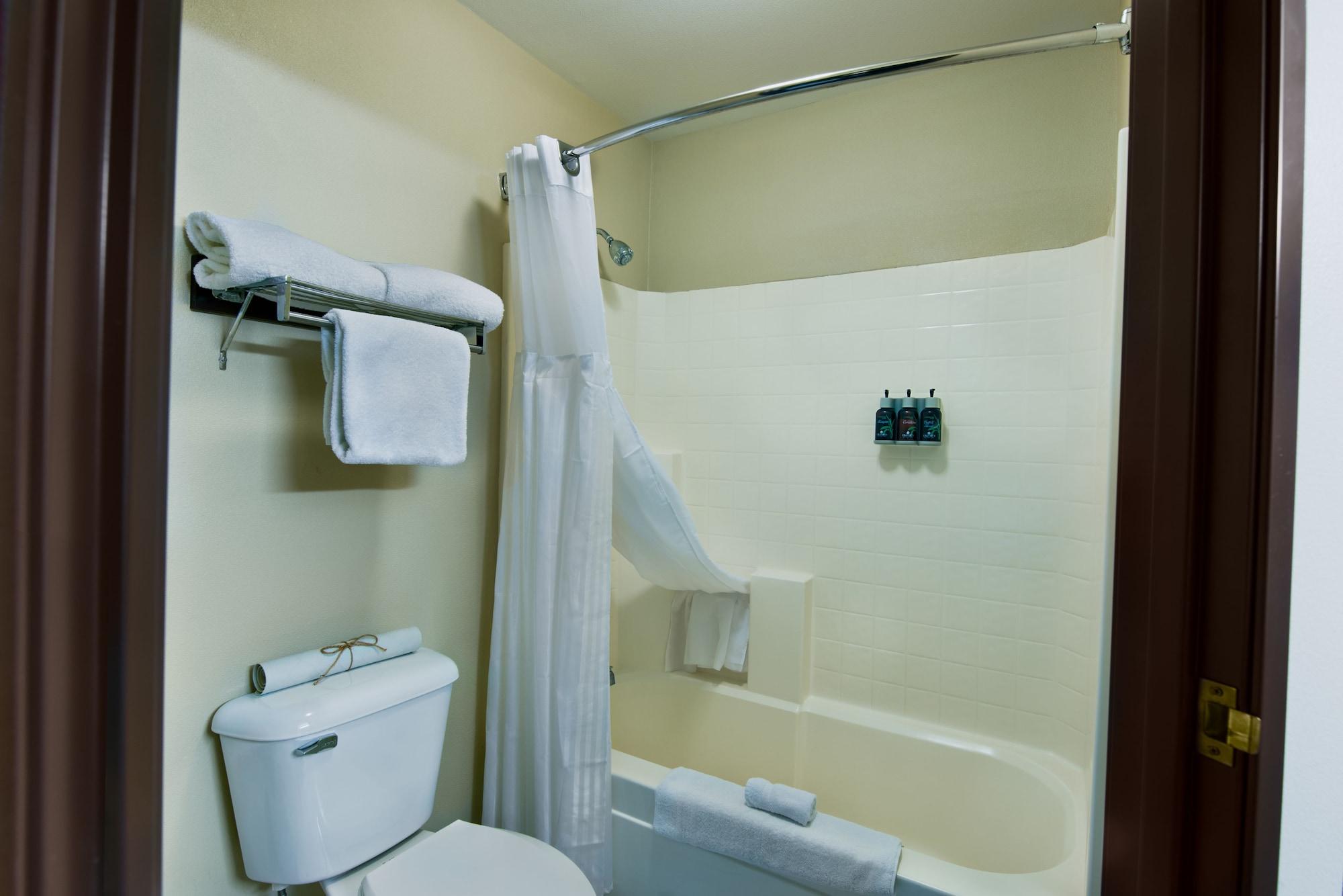 Oxford Suites Hermiston Extérieur photo