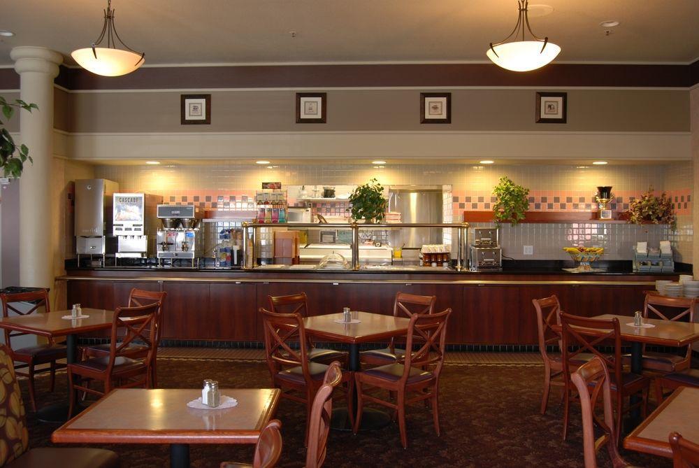 Oxford Suites Hermiston Extérieur photo